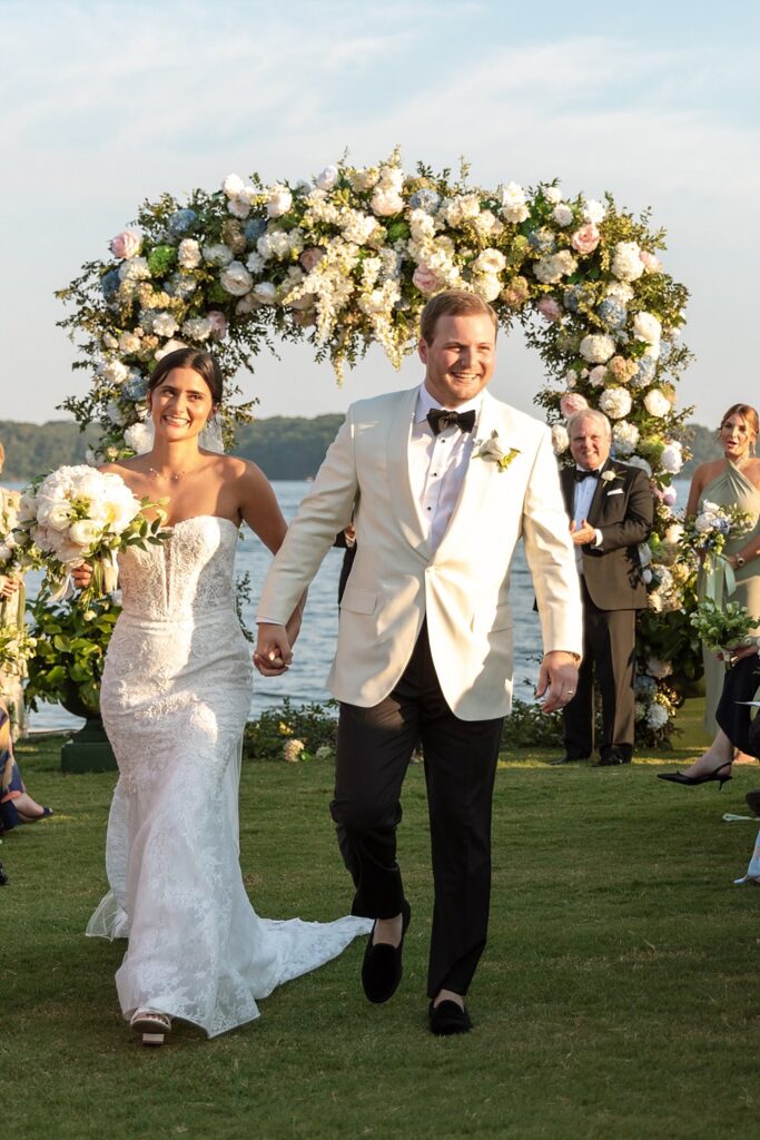 Nautical Inspired Summer Wedding; Alabama based wedding planner serving clients across the Southeast; Chelsea Kennedy Weddings