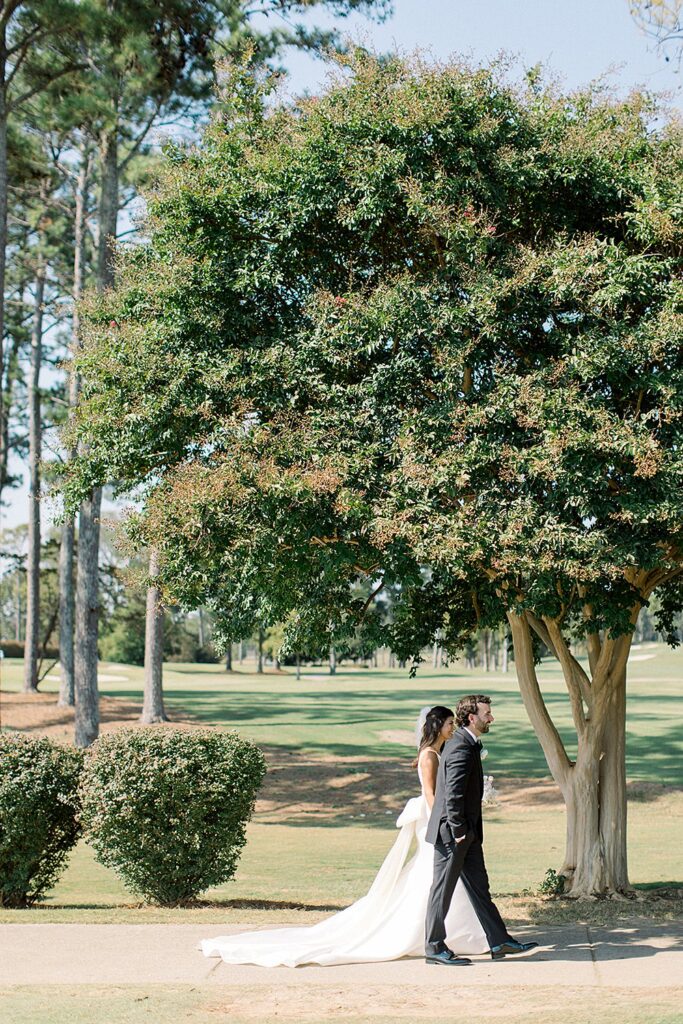 Turtle Point Yacht and Country Club Wedding; Alabama based wedding planner serving clients across the Southeast; Chelsea Kennedy Weddings