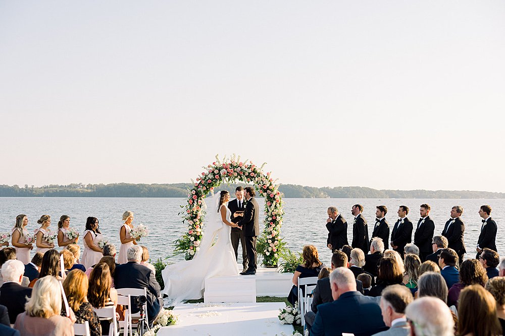 Turtle Point Yacht and Country Club Wedding; Alabama based wedding planner serving clients across the Southeast; Chelsea Kennedy Weddings