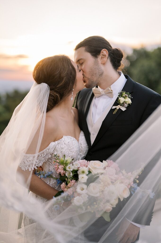 summer Huntsville Alabama wedding ; Chelsea Kennedy Weddings ; Alabama wedding planner ; Memphis, Nashville wedding planning